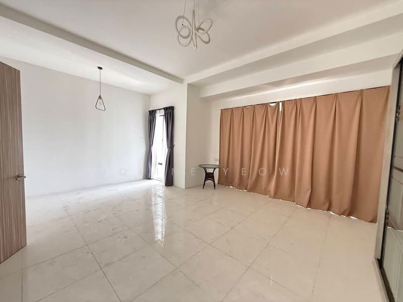 Rumah Teres 3 Tingkat untuk Dijual di Panorama Lapangan Perdana (Ipoh) - Joline YEOW - Living Room - PropertyGuru.com.my
