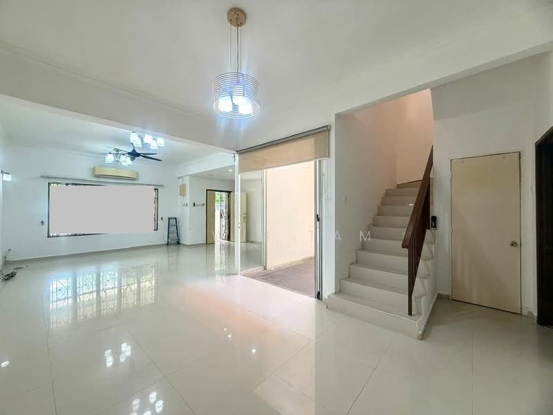 2-storey Terraced House for Sale in Bandar Baru Sungai Long (Kajang) - Lewis Tam - Living Room - PropertyGuru.com.my