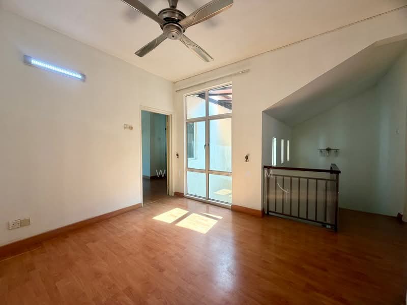 2-storey Terraced House for Sale in Bandar Baru Sungai Long (Kajang) - Lewis Tam - Interior - PropertyGuru.com.my