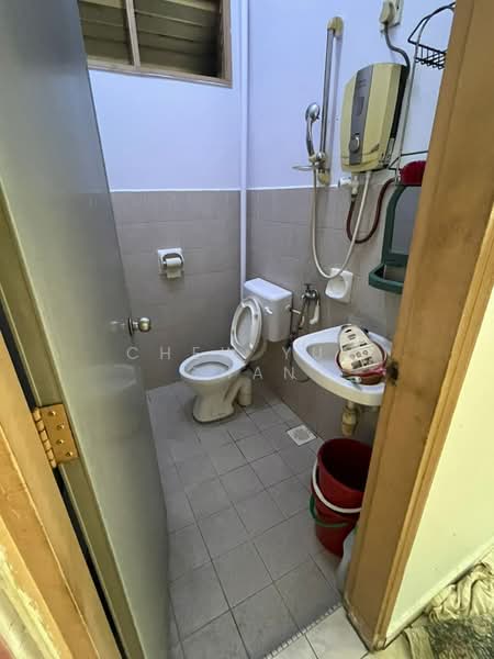 1-storey Terraced House for Rent in Skudai (Johor) - Chew Yun Chan - Bathroom - PropertyGuru.com.my