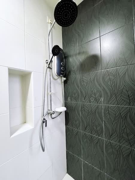 Service Residence for Sale at Sky Peak Residences - Elayne Low - Bathroom - PropertyGuru.com.my