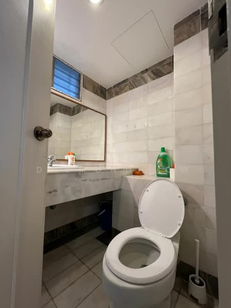 Pangsapuri untuk Disewa di Desa Mar Vista - Desmond Low - Bathroom - PropertyGuru.com.my