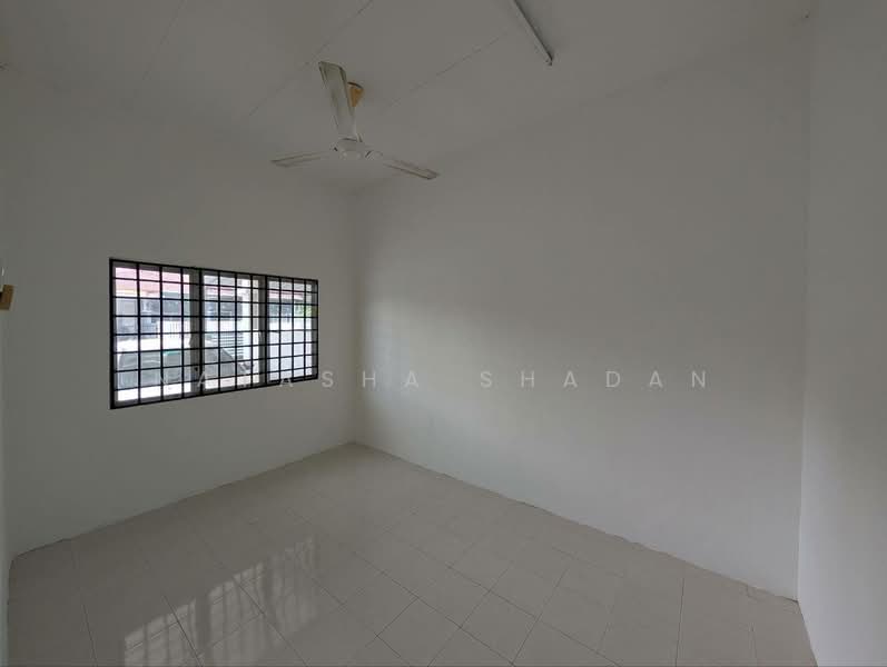Rumah Teres 1 Tingkat untuk Dijual di Taman Sri Kapar (Kapar) - Natasha Shadan - Interior - PropertyGuru.com.my