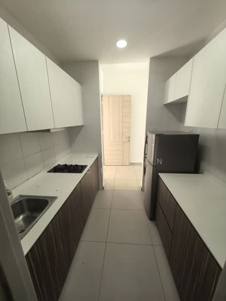 Service Residence for Sale at Seasons Amara Larkin - Chew Yun Chan - Kitchen - PropertyGuru.com.my