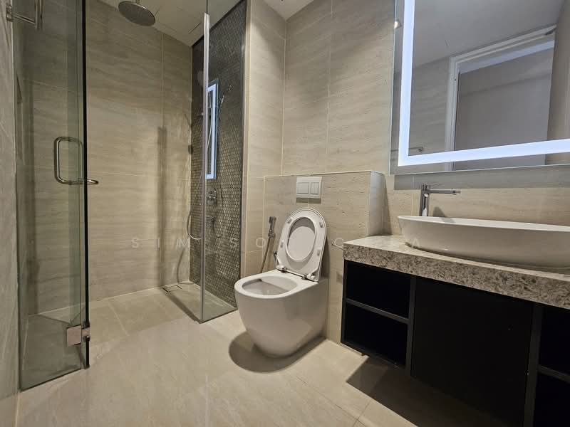 Service Residence for Sale at Star Residences Two - Sim Soo Chia - Bathroom - PropertyGuru.com.my