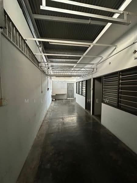 Shop / Office for Sale in Jelutong (Penang) - Millie Chew - Corridor - PropertyGuru.com.my
