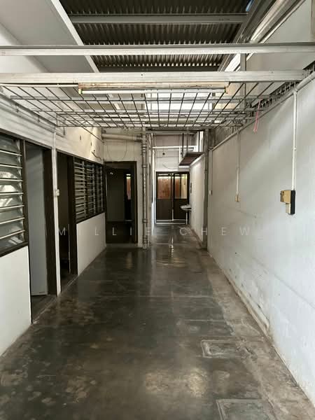 Shop / Office for Sale in Jelutong (Penang) - Millie Chew - Corridor - PropertyGuru.com.my