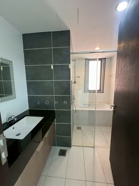 Pangsapuri untuk Disewa di Ponderosa Lakeside Apartment - John Lim - Bathroom - PropertyGuru.com.my