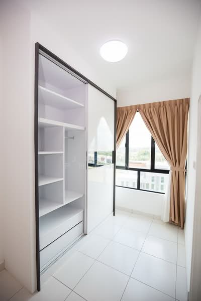 Service Residence for Sale at Sky Peak Residences - John Pharn - Interior - PropertyGuru.com.my