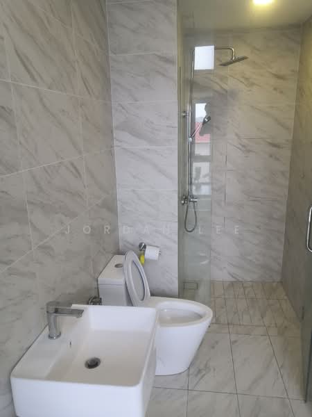 Service Residence for Sale at Imperio Residence - Jordan Lee - Bathroom - PropertyGuru.com.my