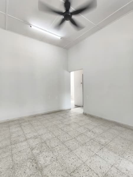 Rumah Teres 1 Tingkat untuk Dijual di Taman Sentosa (Johor Bahru) - Yik Tat - Interior - PropertyGuru.com.my