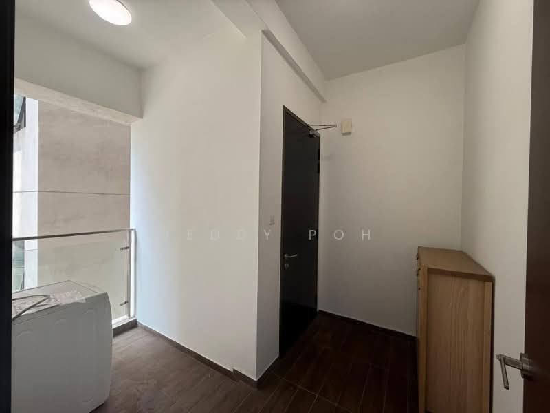 Condominium for Rent at Kings Bay @ Country Garden Danga Bay - Jeddy Poh - Balcony - PropertyGuru.com.my