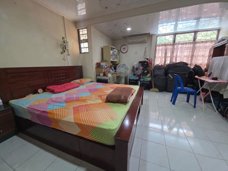 2-storey Terraced House for Sale in Usj 1 (Subang Jaya) - Satish Kumar - Bedroom - PropertyGuru.com.my