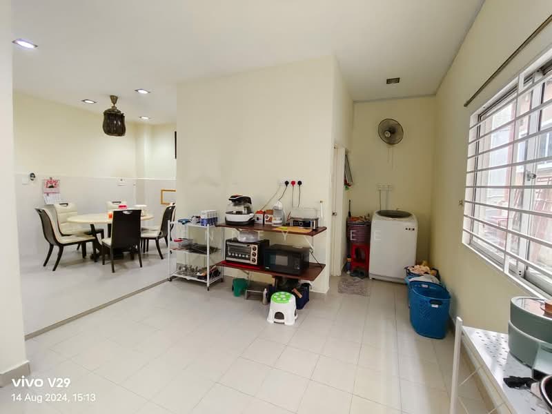 2.5-storey Terraced House for Sale in Taman Prima Tropika (Seri Kembangan) - Penney Lee - PropertyGuru.com.my
