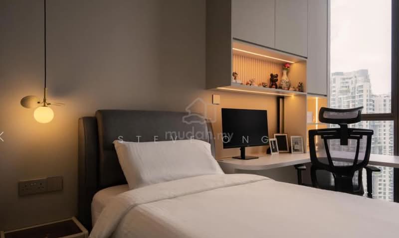 Service Residence for Sale at The Face Suites (Platinum Suites) - Steve Ong - Bedroom - PropertyGuru.com.my