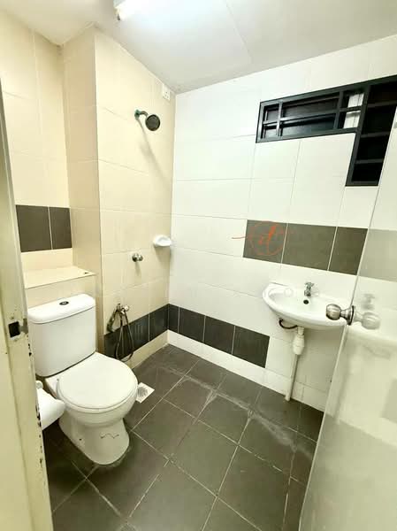 Apartment for Sale at Seri Kasturi Apartments - Jansen Khoo - Bathroom - PropertyGuru.com.my