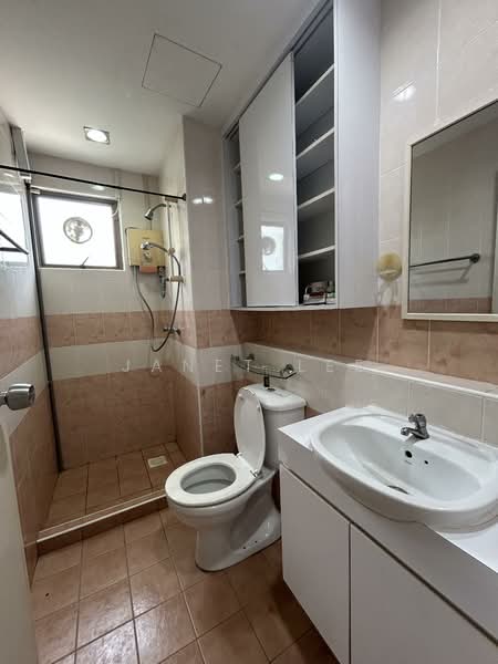 Apartment for Rent at Danga View Apartment - Janet Lee - Bathroom - PropertyGuru.com.my