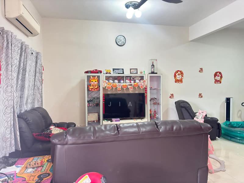 Terraced House for Sale in Seremban (Negeri Sembilan) - Ong Jia Hui - Living Room - PropertyGuru.com.my