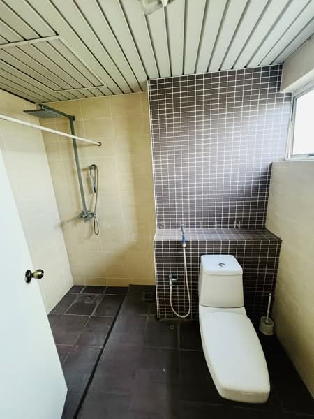 Condominium for Sale at Indera Subang - HENG SHIEN LIM - Bathroom - PropertyGuru.com.my