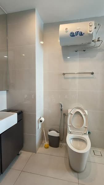 Kondominium untuk Disewa di Bay Laurel @ Country Garden Danga Bay - PEI SIAN NG - Bathroom - PropertyGuru.com.my