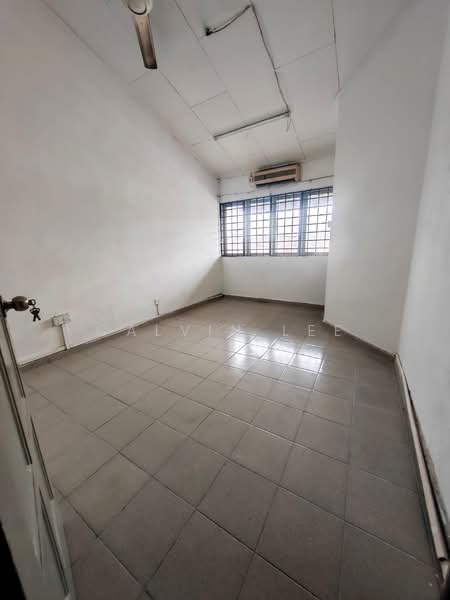 2-storey Terraced House for Sale in Taman Desa Cemerlang (Ulu Tiram) - Calvin Lee - PropertyGuru.com.my