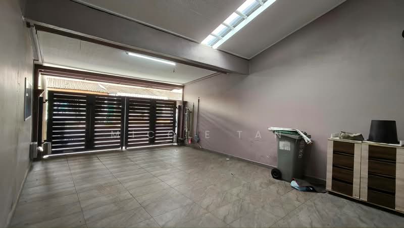 Rumah Teres 2 Tingkat untuk Dijual di Bandar Muar (Muar) - Micole Tan - Car Park - PropertyGuru.com.my