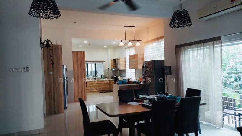 Semi-Detached House for Rent in Cyberjaya (Selangor) - Dasha Jason - Dining Room - PropertyGuru.com.my