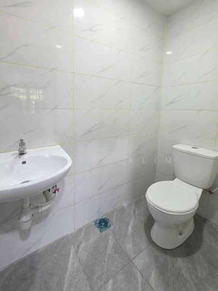 1-storey Terraced House for Sale in Taman Telok (Telok Panglima Garang) - Hairi Halim - PropertyGuru.com.my