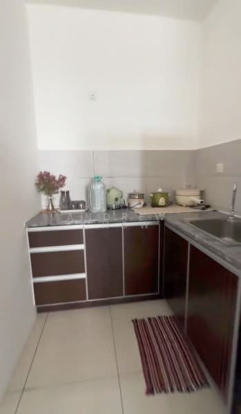 Service Residence for Rent at Vivo Executive Apartment - Andrew Chow - Kitchen - PropertyGuru.com.my