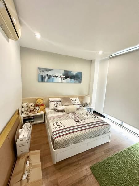 Rumah Berkembar untuk Dijual di Bandar Baru Permas Jaya (Permas Jaya) - Yik Tat - Bedroom - PropertyGuru.com.my