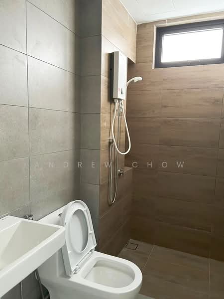 Service Residence for Rent at Vivo Executive Apartment - Andrew Chow - Bathroom - PropertyGuru.com.my