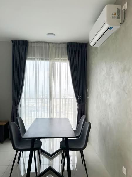 Service Residence for Rent at Vivo Executive Apartment - Andrew Chow - Dining Room - PropertyGuru.com.my
