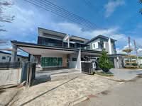 For Rent - Huge double semi detached nearly aeroville mall stutong kuching Sarawak Malaysia