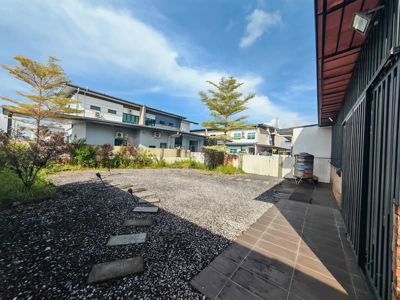 Rumah Berkembar untuk Disewa di Kuching (Sarawak) - Jeno Tan - Exterior - PropertyGuru.com.my