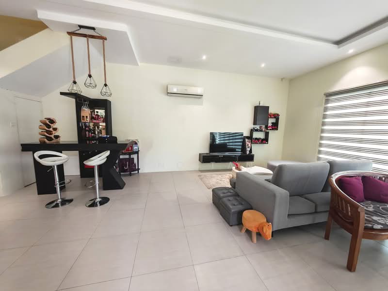 Rumah Berkembar untuk Disewa di Kuching (Sarawak) - Jeno Tan - Living Room - PropertyGuru.com.my
