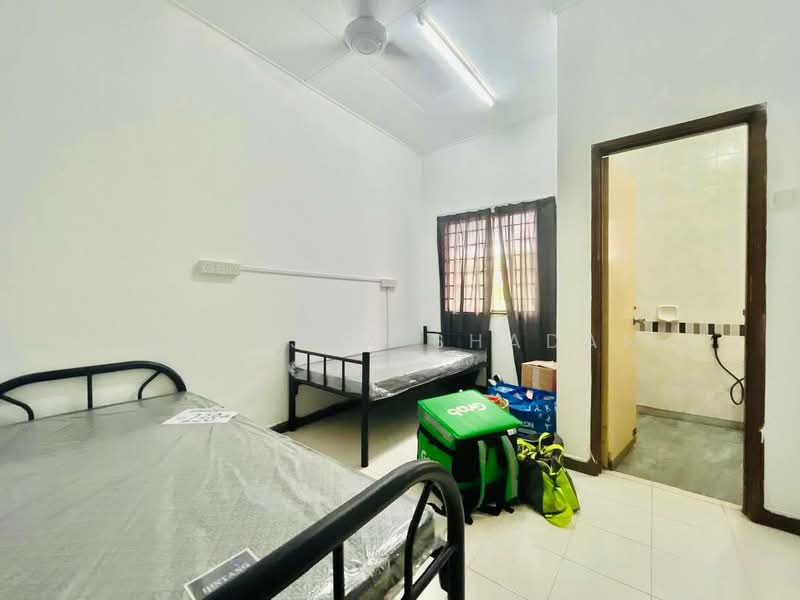 Rumah Teres 2 Tingkat untuk Dijual di Seksyen 7 (Shah Alam) - Natasha Shadan - Bedroom - PropertyGuru.com.my