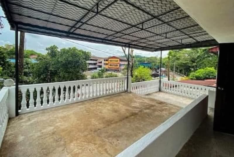 Rumah Teres 2 Tingkat untuk Dijual di Shah Alam (Selangor) - SC Sam - Balcony - PropertyGuru.com.my