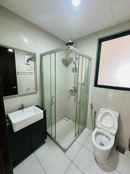 Condominium for Rent at Kings Bay @ Country Garden Danga Bay - Jacky Ong - Bathroom - PropertyGuru.com.my