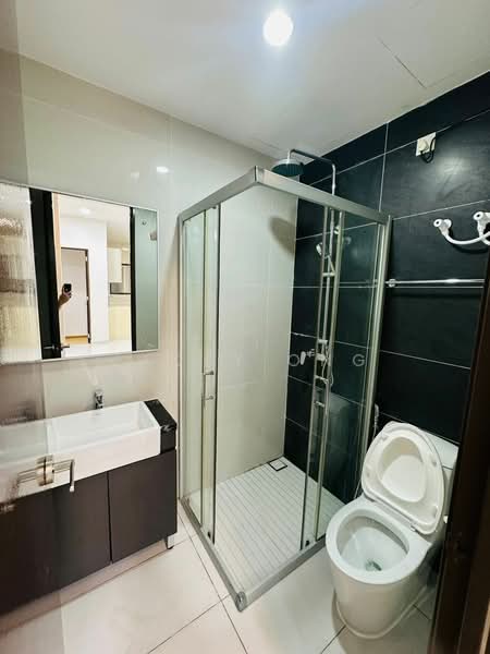 Condominium for Rent at Kings Bay @ Country Garden Danga Bay - Jacky Ong - Bathroom - PropertyGuru.com.my