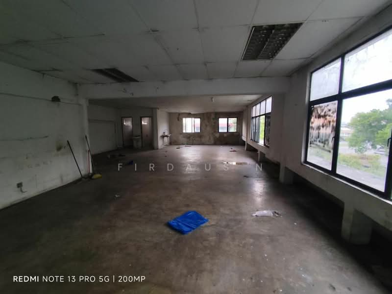 Shop / Office for Rent in Seksyen 27 (Shah Alam) - Firdaus N - Interior - PropertyGuru.com.my