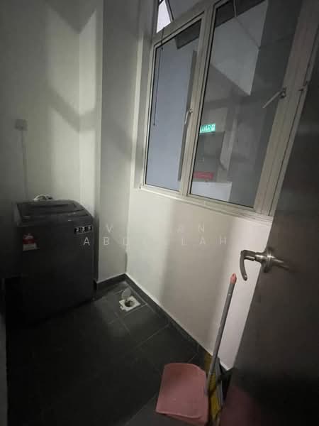 M Condominium @ Larkin - 5