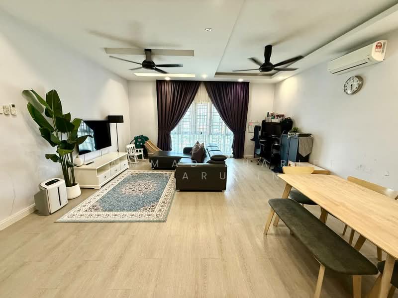 Condominium for Sale at Lake Vista Residence (Tasik Vista Residen) - Muhammad Zhariff Nasharudin - Living Room - PropertyGuru.com.my