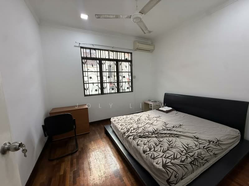 Rumah Teres 2 Tingkat untuk Dijual di Damai Rasa (Cheras) - Joly Liew - Bedroom - PropertyGuru.com.my