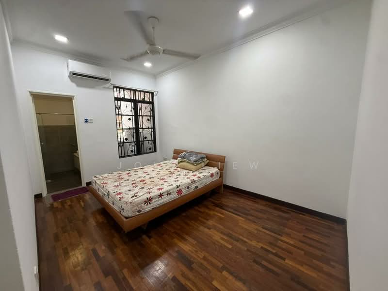 Rumah Teres 2 Tingkat untuk Dijual di Damai Rasa (Cheras) - Joly Liew - Bedroom - PropertyGuru.com.my