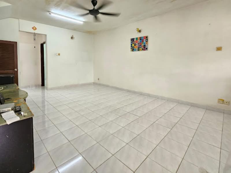 Rumah Teres 2 Tingkat untuk Dijual di Bandar Damai Perdana (Cheras) - Elly Chong - Living Room - PropertyGuru.com.my