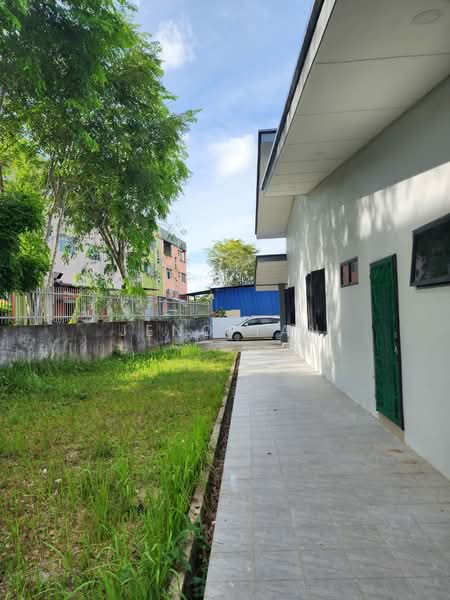 Rumah Teres 1 Tingkat untuk Dijual di Kuching (Sarawak) - Jeno Tan - Exterior - PropertyGuru.com.my