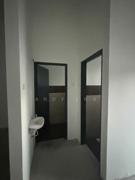 Shop / Office for Sale in Kampar (Perak) - Andy Eng - Interior - PropertyGuru.com.my