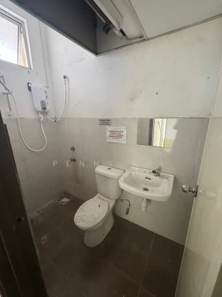 Shop / Office for Rent in Taman Desaru Utama (Pengerang) - Penny Koi - Bathroom - PropertyGuru.com.my