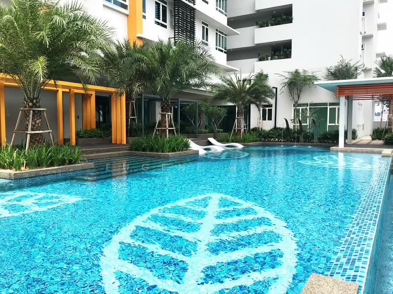 Service Residence for Sale at Tiara Mutiara 2 - Eugene Goh - Pool - PropertyGuru.com.my
