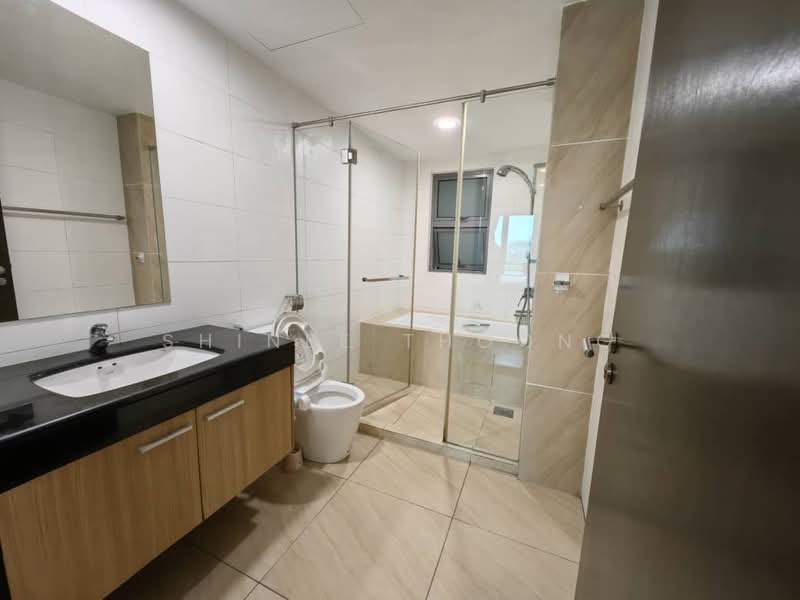 Apartment for Rent at Molek Pine 3 - Shinee Thoong - Bathroom - PropertyGuru.com.my